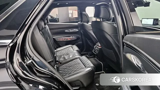 Genesis GV70 2022 Черный из Кореи, фото 3