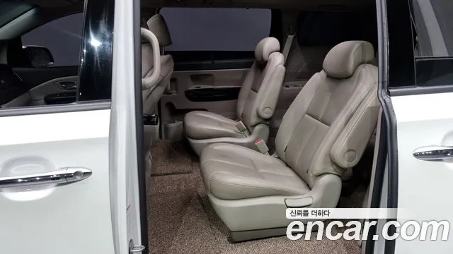 Kia The New Carnival 2019 Белый из Кореи, фото 3