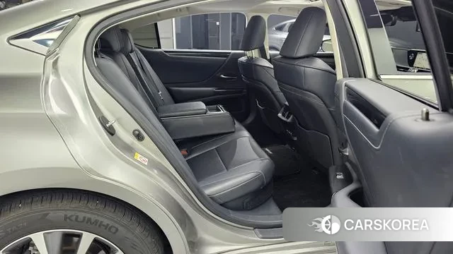 Lexus ES300h 7th generation 2018 Серебристо-серый из Кореи, фото 3