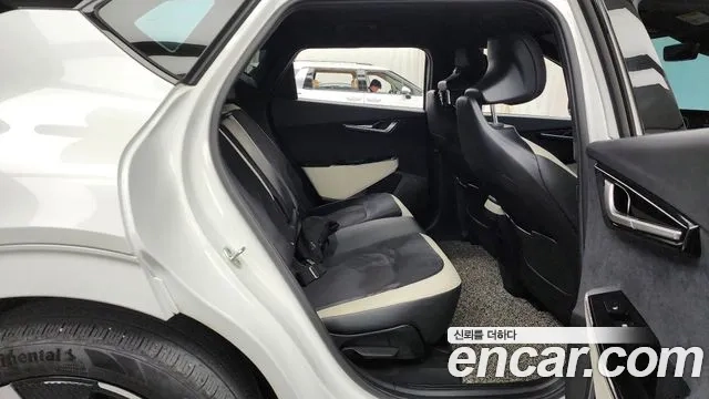 Kia EV6 2022 Белый из Кореи, фото 3