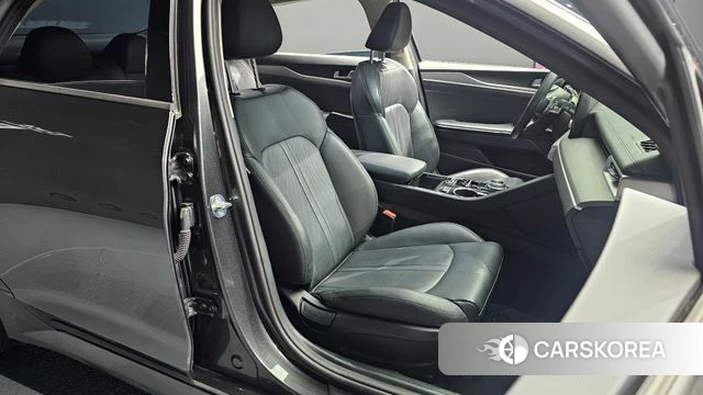 Kia K5 3rd generation 2022 Серый из Кореи, фото 3
