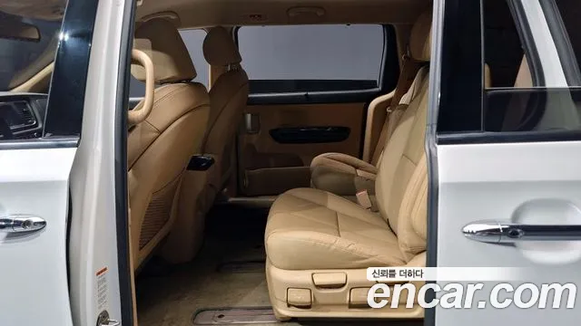 Kia The New Carnival 2020 Белый из Кореи, фото 3