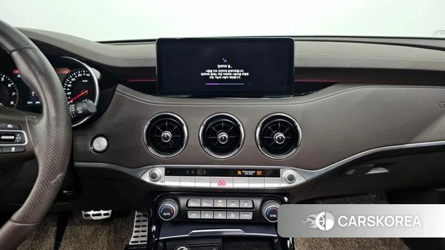 Kia Stinger Meister 2022 Белый из Кореи, фото 3