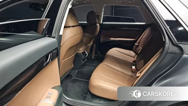 Hyundai Grandeur (GN7) 2023 Серый из Кореи, фото 3