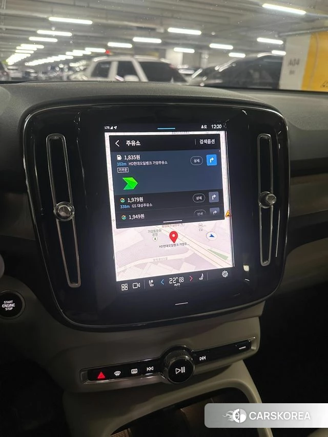 Volvo XC40 2023 Белый из Кореи, фото 3