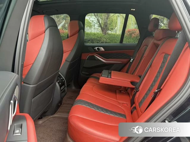 BMW X5 M 2023 Черный из Китая, фото 3