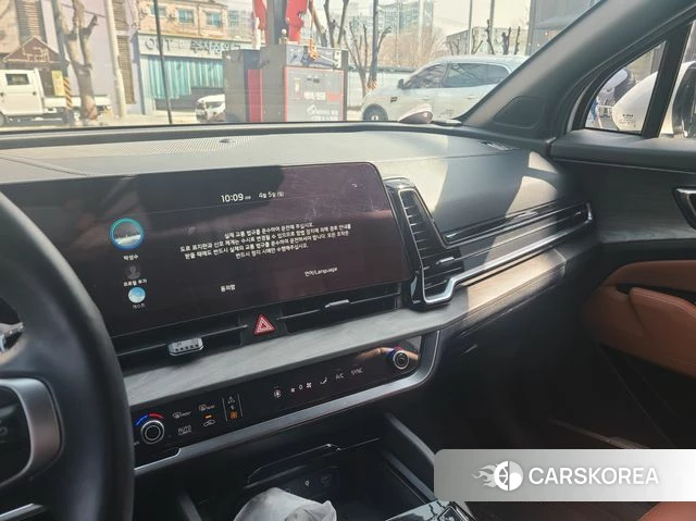 Kia Sportage 5th Generation 2023 Белый из Кореи, фото 3