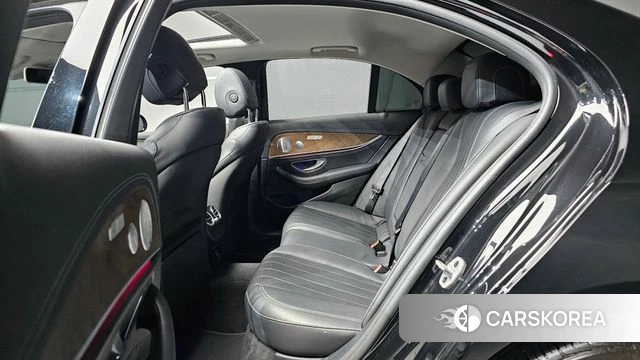 Mercedes-Benz E-Class W213 2020 Черный из Кореи, фото 3