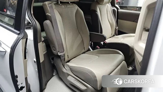 Kia The New Carnival 4th Generation 2025 Белый из Кореи, фото 3