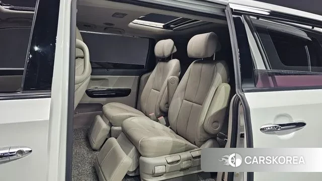 Kia The New Carnival 2018 Белый из Кореи, фото 3