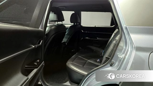 Ssangyong Torres 2022 Серебристо-серый из Кореи, фото 3