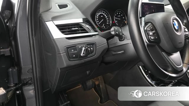BMW X1 (F48) 2022 Серый из Кореи, фото 3