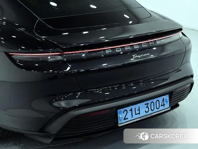 Porsche Taycan 2023 Черный из Кореи, фото 3