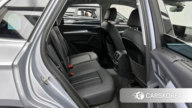 Audi Q5 (FY) 2023 Серебряный из Кореи, фото 3