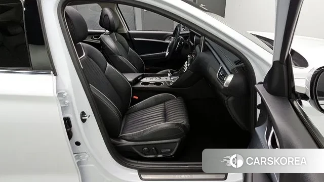 Genesis G70 2018 Белый из Кореи, фото 3