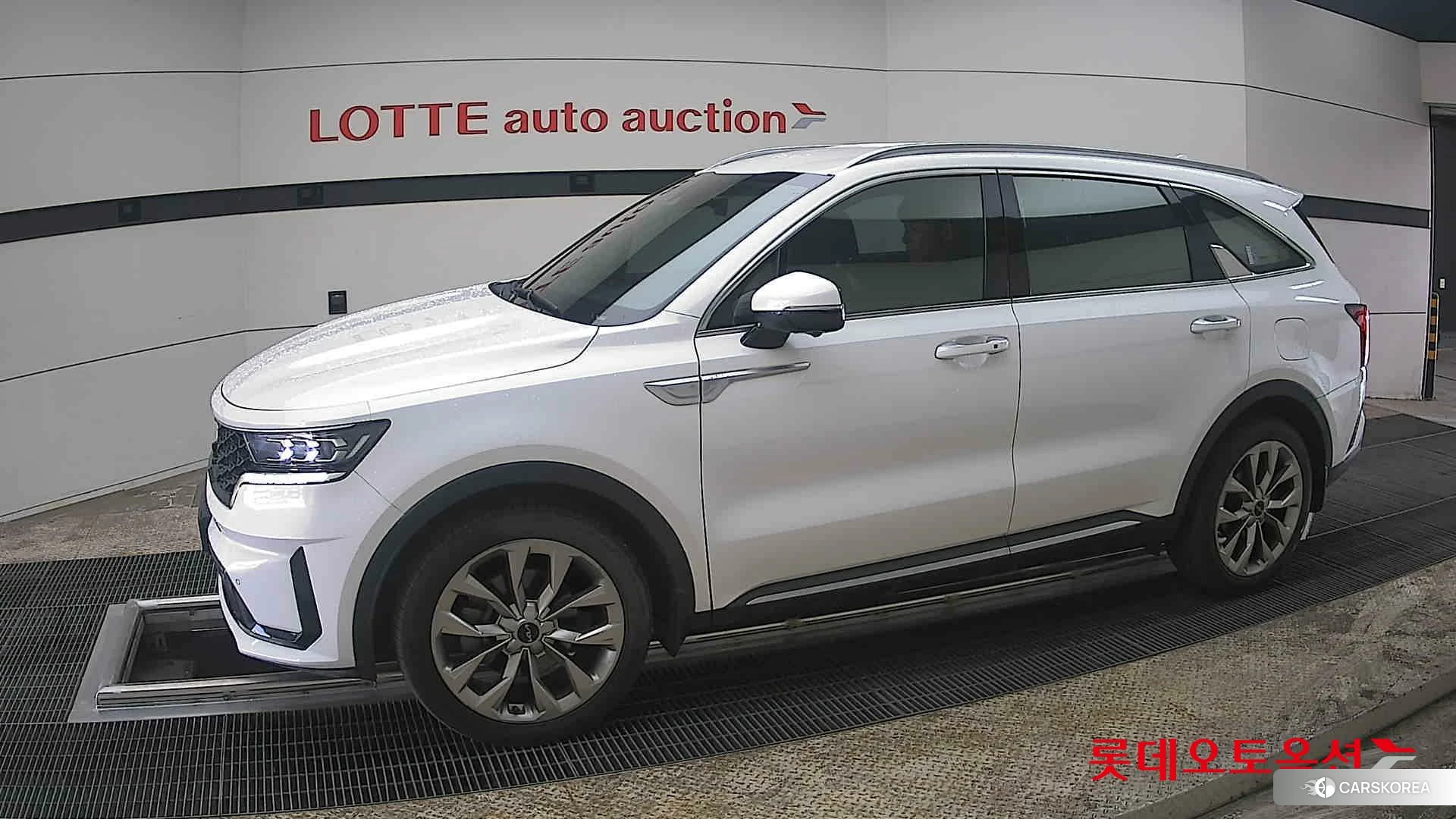 Kia Sorento 2022 Snow White Pearl (optional) из Кореи, фото 3