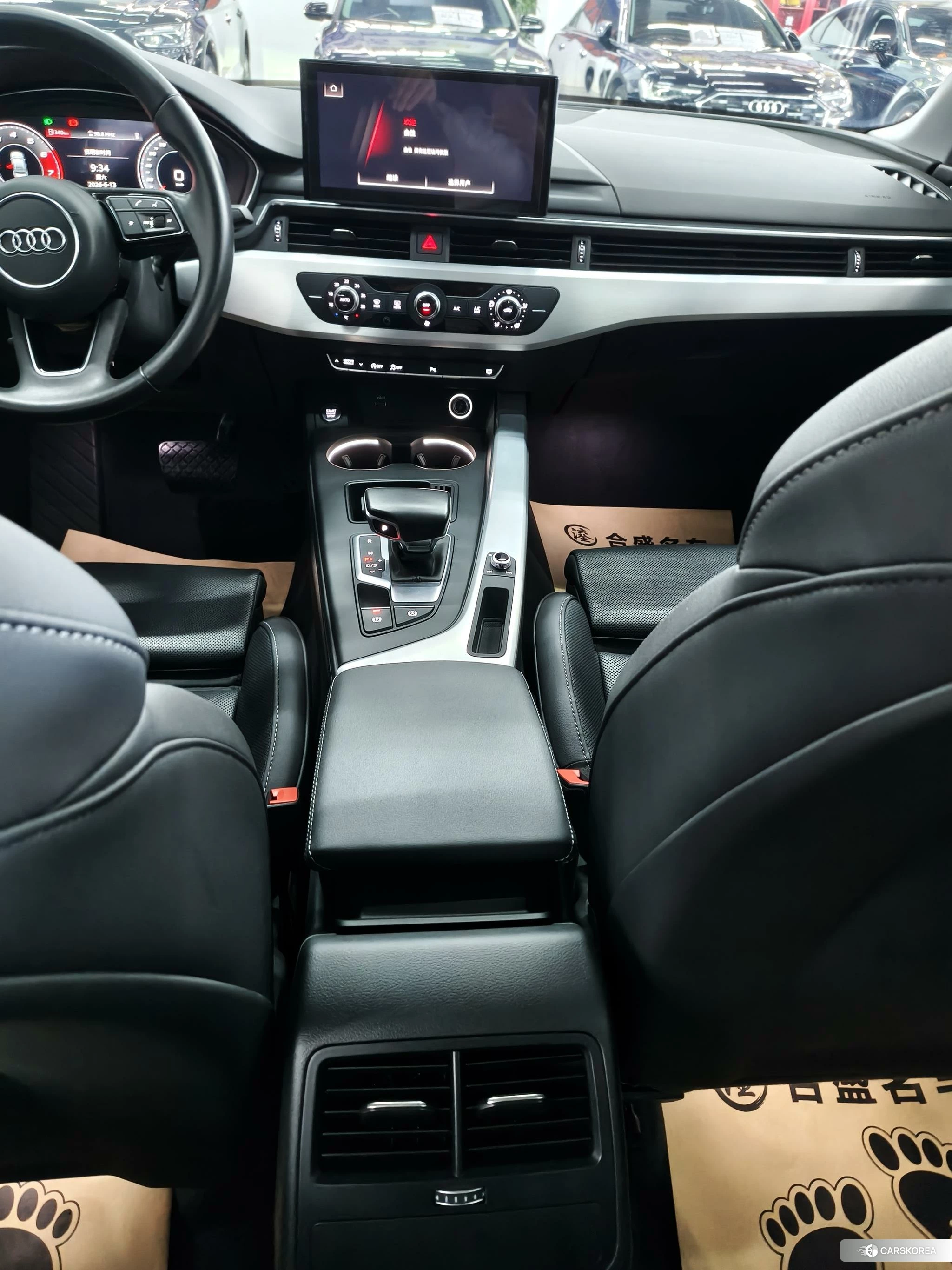 Audi A4L 2020 Белый из Китая, фото 3