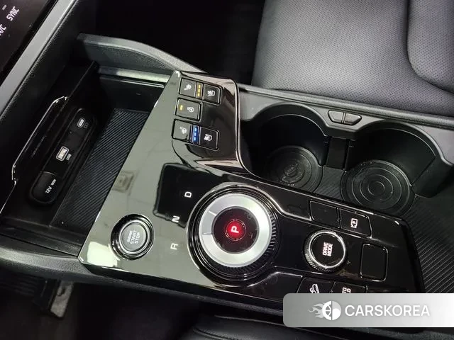 Kia Sportage 5th Generation Hybrid 2024 Белый из Кореи, фото 3