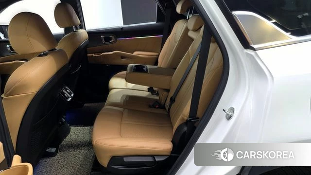 Kia Sorento 4th Generation 2023 Белый из Кореи, фото 3