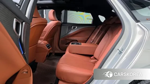 Kia The New K8 2025 Серебристо-серый из Кореи, фото 3