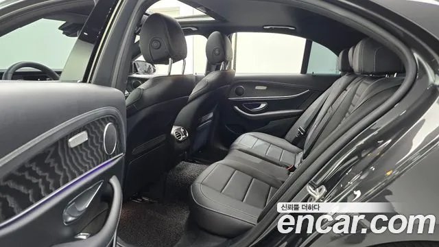 Mercedes-Benz E-Class W213 2023 Серый из Кореи, фото 3