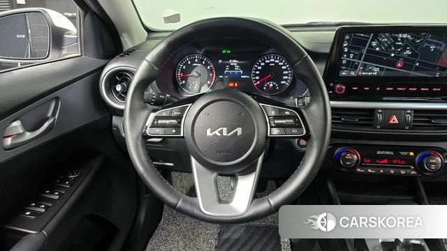 Kia The New K3 2nd generation 2022 Белый из Кореи, фото 3