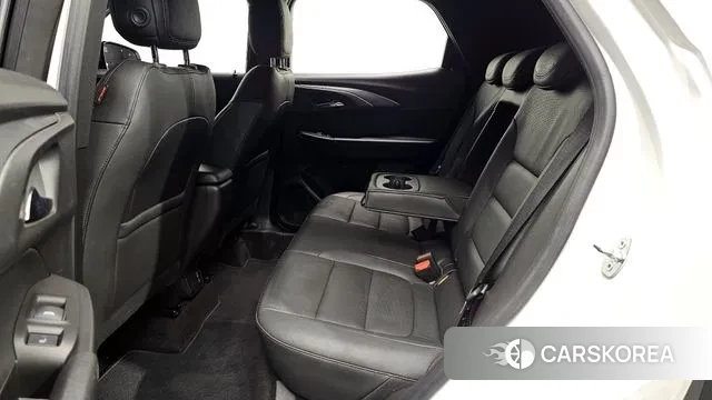 Chevrolet (GM Daewoo) Trailblazer 2023 Белый из Кореи, фото 3