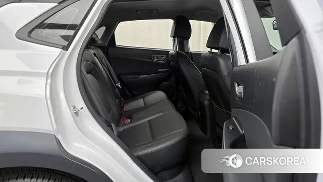 Hyundai Kona Electric 2021 Белый из Кореи, фото 3