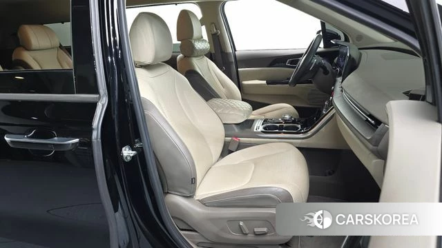 Kia Carnival 4th generation 2023 Черный из Кореи, фото 3