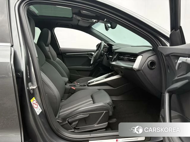 Audi A3 2024 Темно-серый из Китая, фото 3