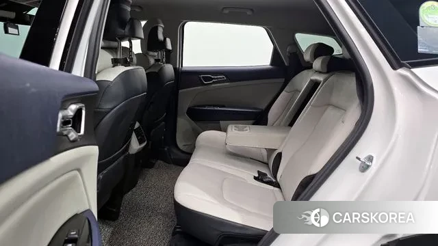 Kia Sportage 5th Generation 2021 Белый из Кореи, фото 3