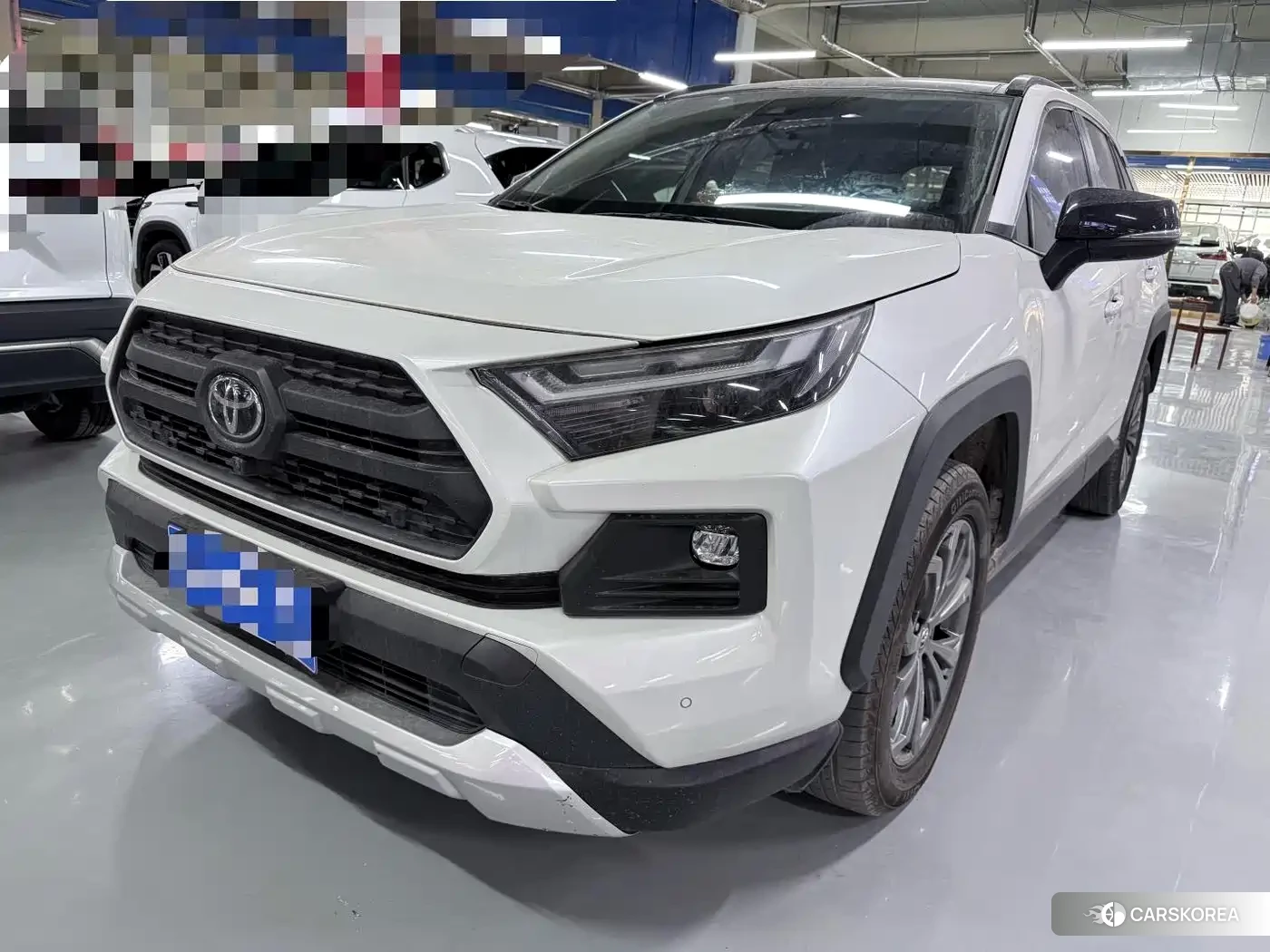 Toyota RAV4 2023 Белый из Китая, фото 4