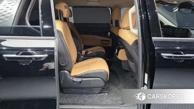 Kia Carnival 4th generation 2023 Черный из Кореи, фото 3