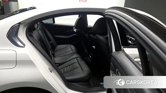 BMW 3 Series (G20) 2022 Белый из Кореи, фото 3