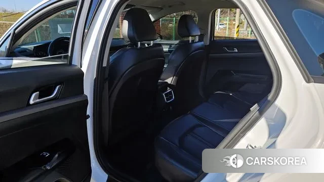 Kia K5 3rd generation 2023 Белый из Кореи, фото 3