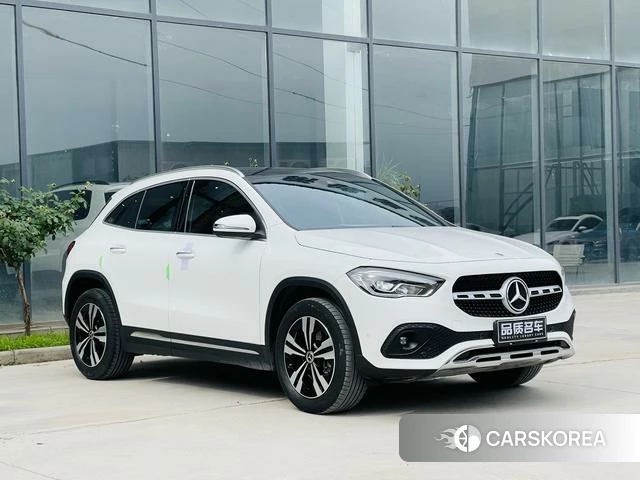 Mercedes-Benz GLA 2022 Белый из Китая, фото 3