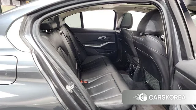 BMW 3 Series (G20) 2022 Белый из Кореи, фото 3