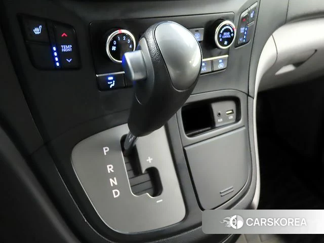 Hyundai The New Grand Starex 2018 Серый из Кореи, фото 3