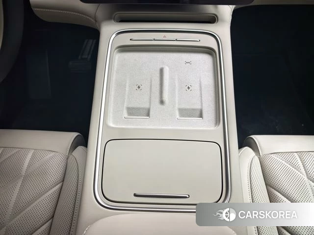 Weilai ES6 2026 Серебристо-серый из Китая, фото 3