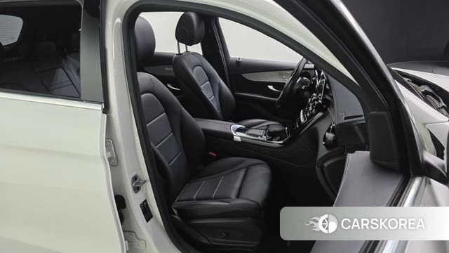 Mercedes-Benz GLC-Class X253 2021 Белый из Кореи, фото 3