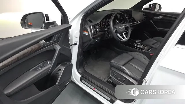 Audi Q5 (FY) 2023 Белый из Кореи, фото 3