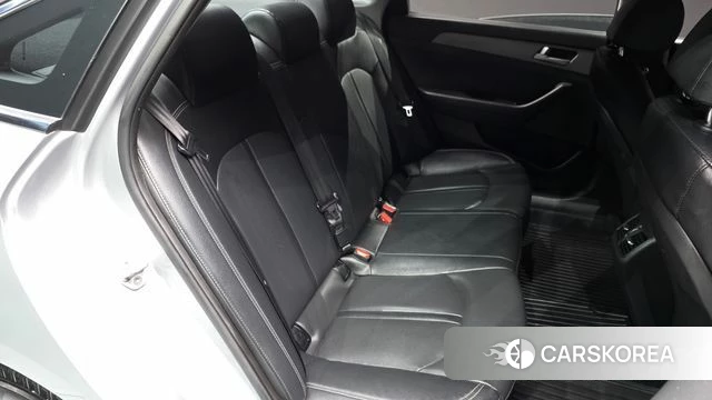 Hyundai Sonata New Rise 2023 Серебристо-серый из Кореи, фото 3