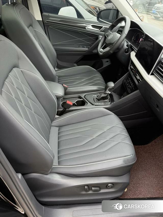 Volkswagen Tiguan L 2023 Черный из Китая, фото 3