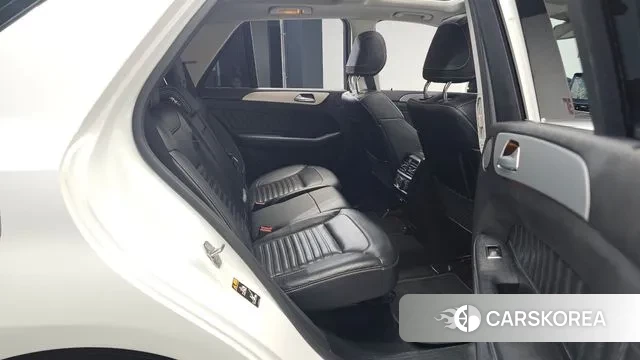 Mercedes-Benz GLE - Class W166 2018 Белый из Кореи, фото 3