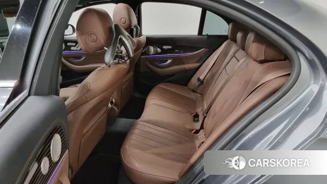 Mercedes-Benz E-Class W213 2021 Серый из Кореи, фото 3