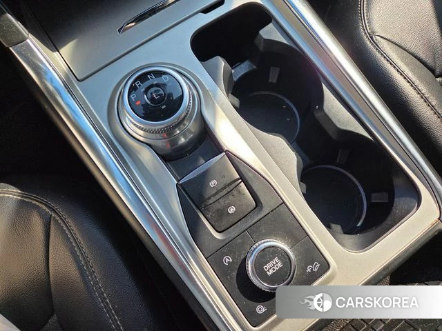 Ford Explorer 6th Generation 2021 Белый из Кореи, фото 3