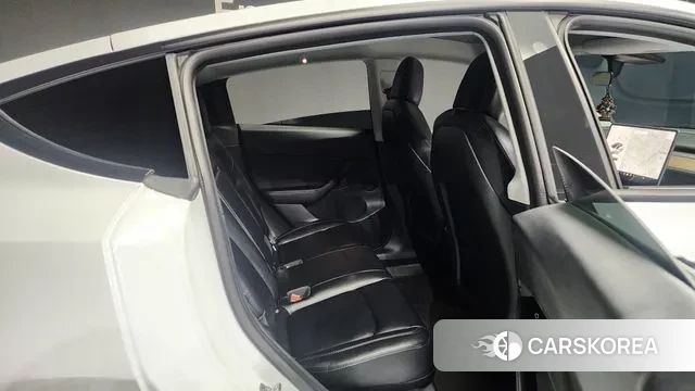 Tesla Model Y 2021 Белый из Кореи, фото 3