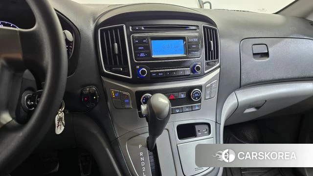 Hyundai The New Grand Starex 2018 Желтый из Кореи, фото 3