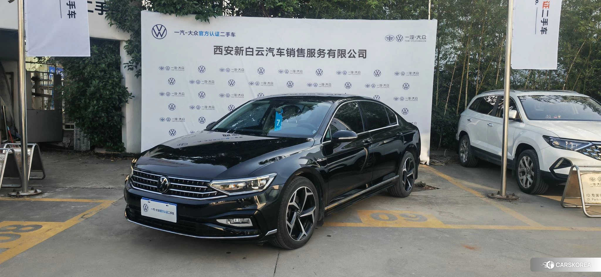 Volkswagen Magotan 2024 Черный из Китая, фото 3