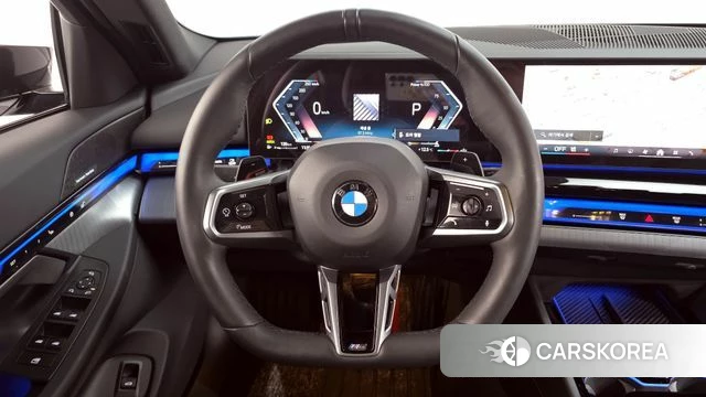 BMW 5 Series (G60) 2025 Серый из Кореи, фото 3